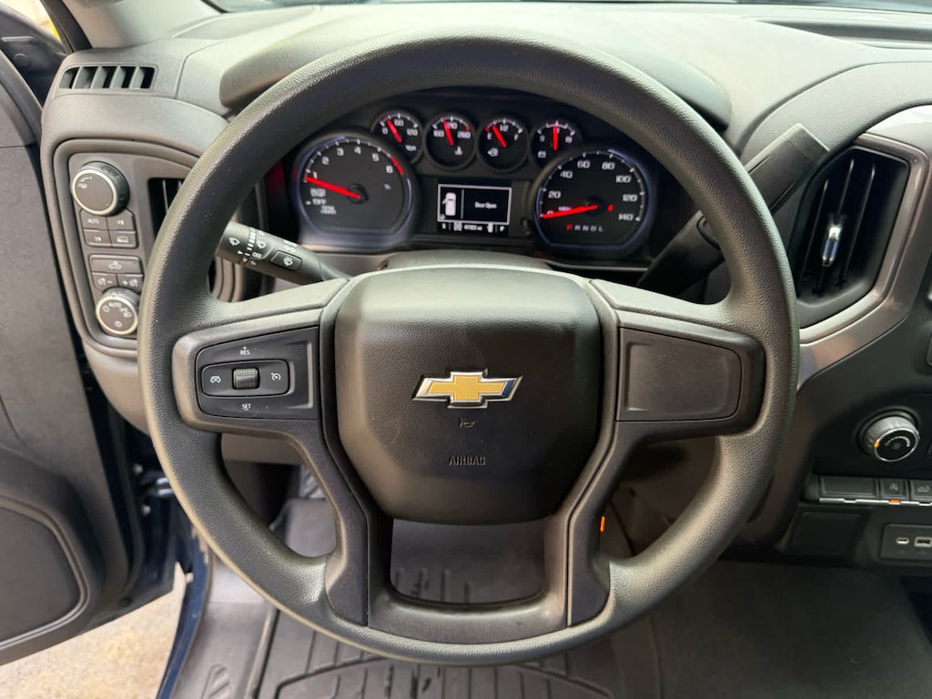 Used 2021 Chevrolet Silverado 1500 Custom 4WD Crew Cab 147