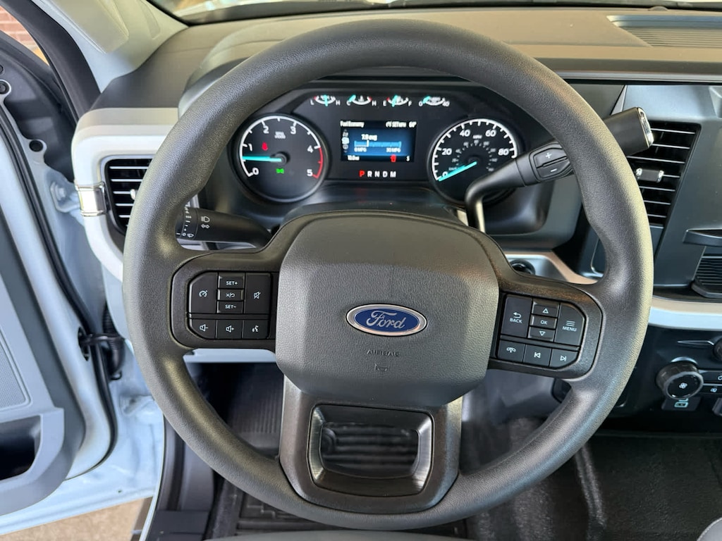 New 2026 Ford Super Duty F-450 DRW XL 4WD Crew Cab 8 Box Truck