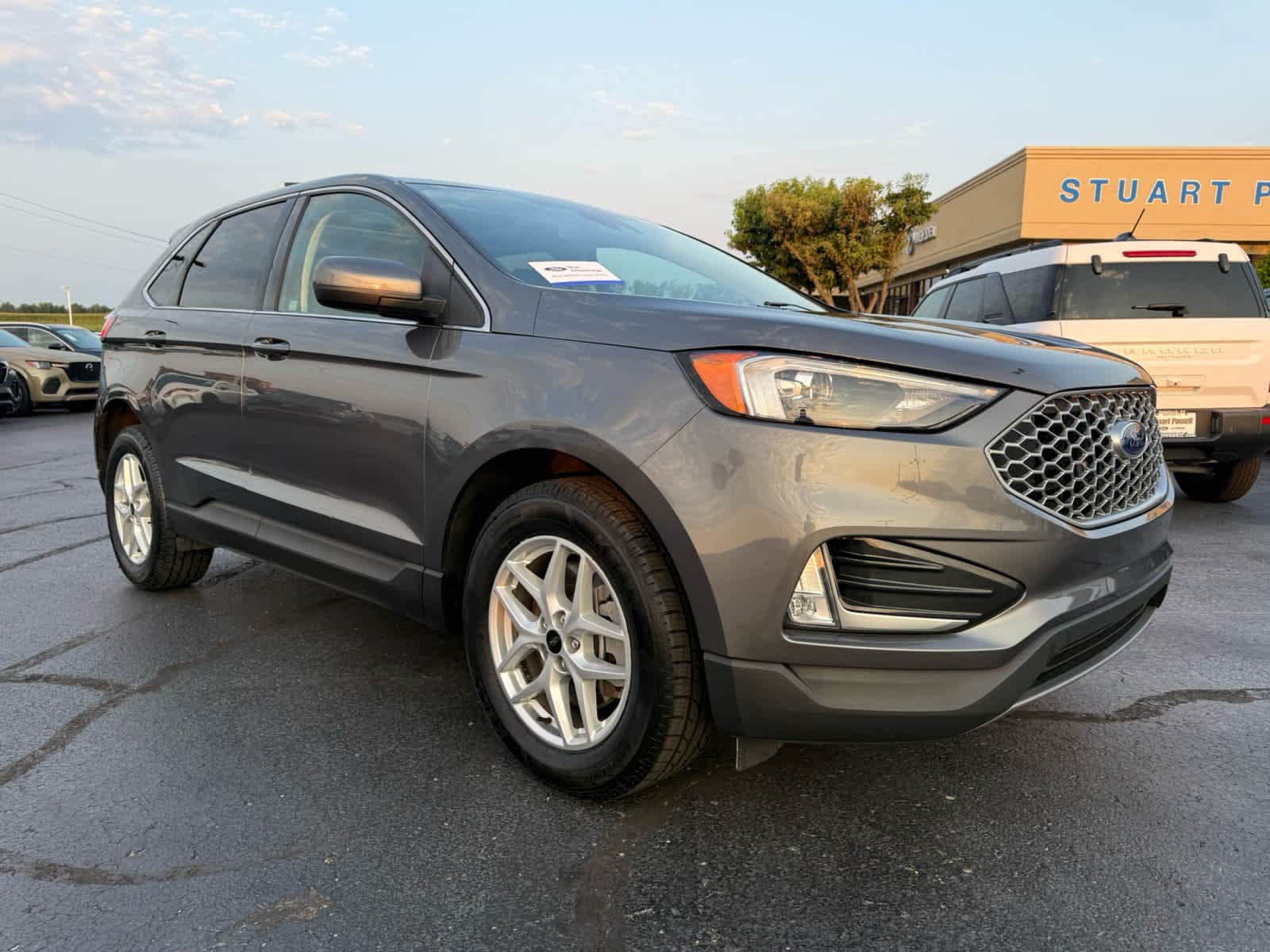 2023 Ford Edge