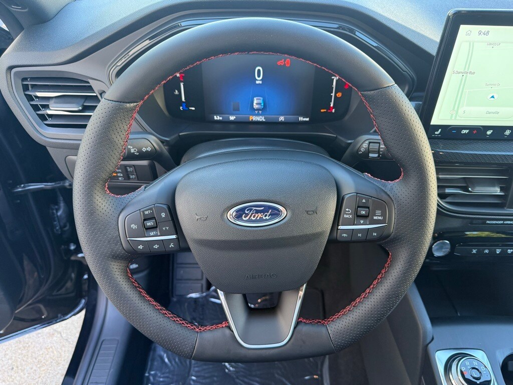 2026 Ford Escape ST-Line photo 2