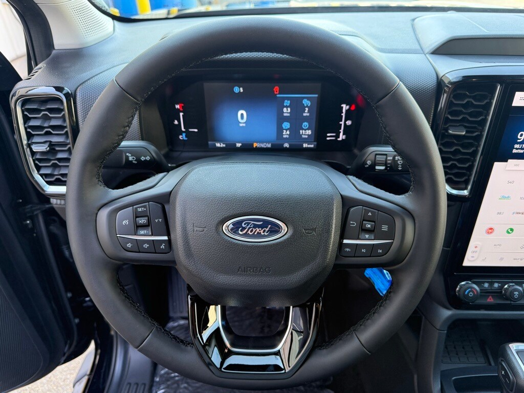 2025 Ford Ranger XLT photo 2