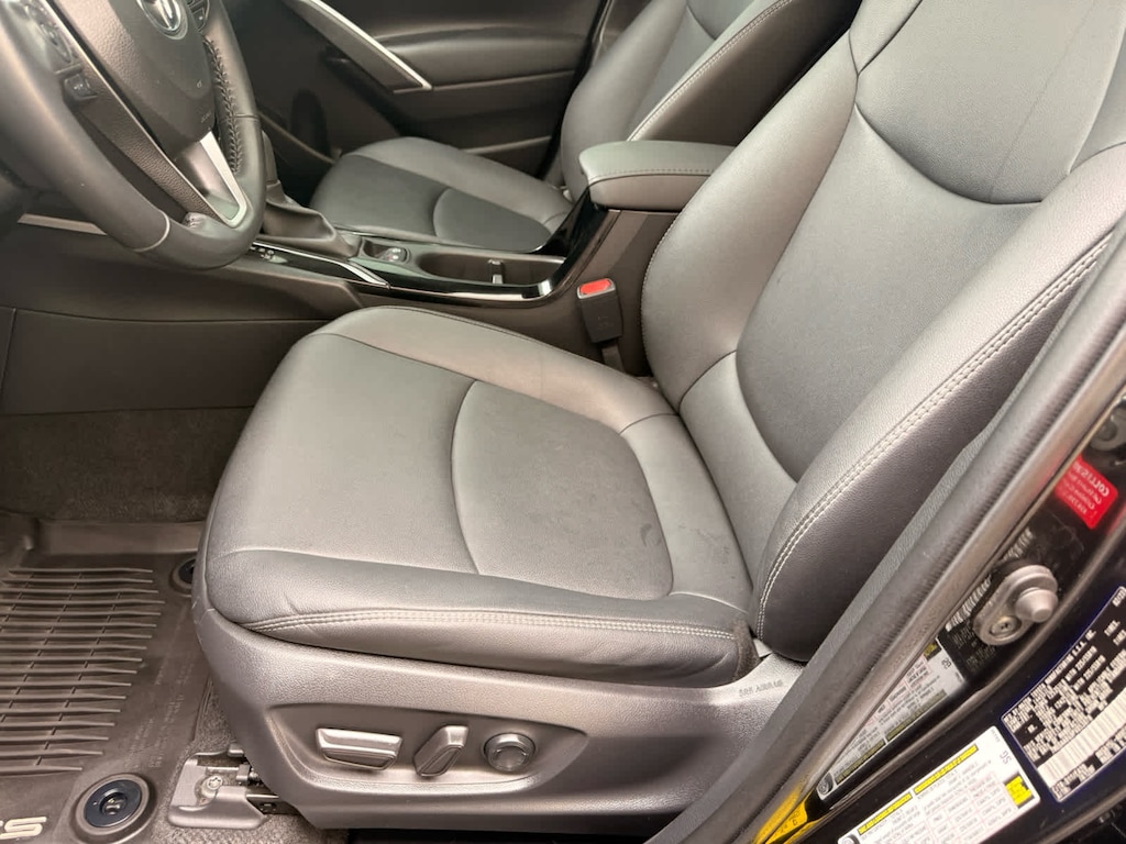 Used 2023 Toyota Corolla Cross XLE SUV