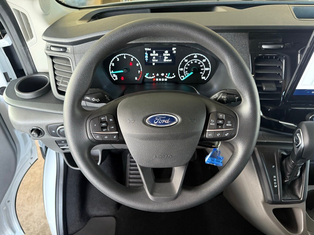 2025 Ford Transit photo 2