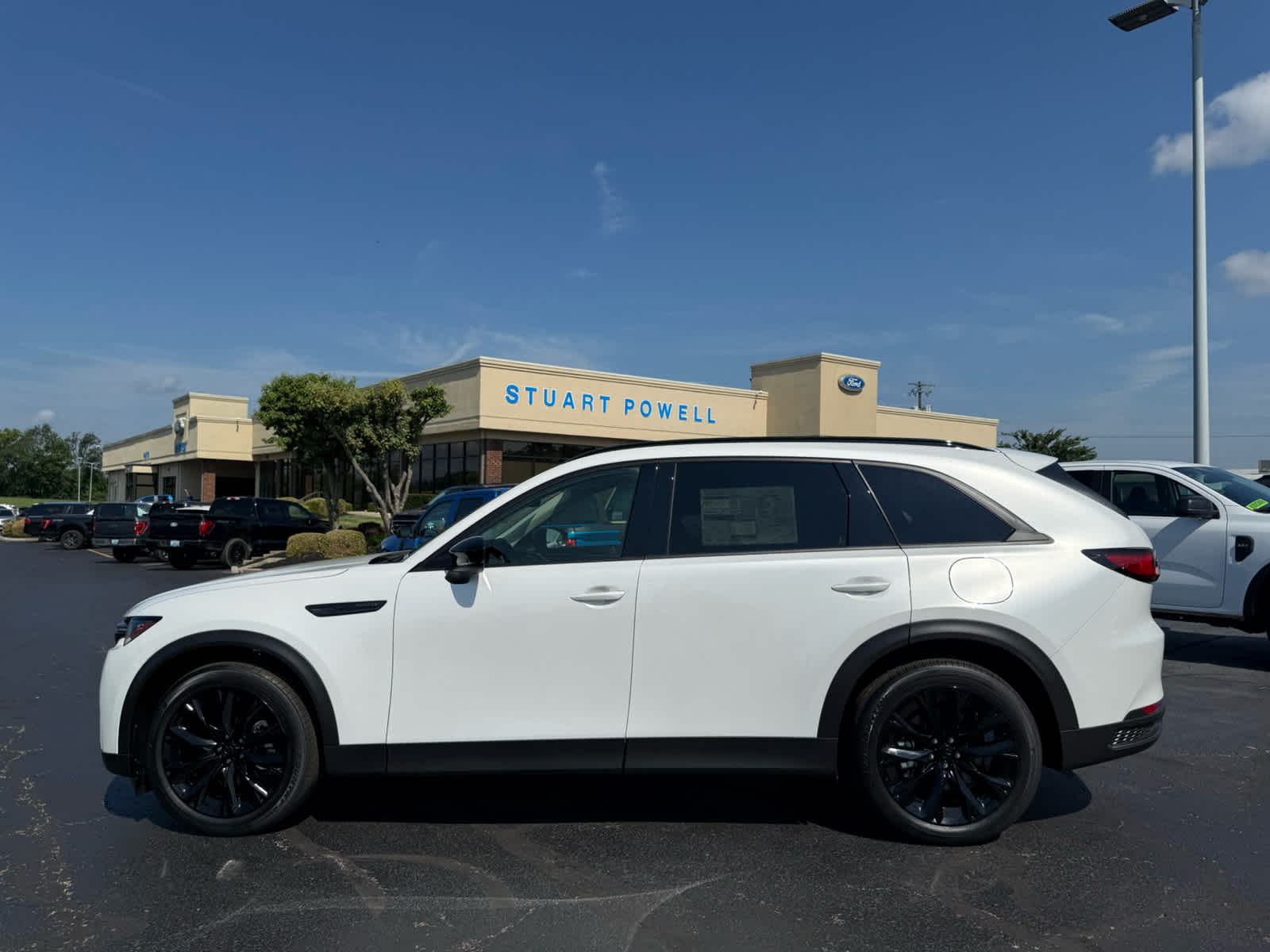 2026 Mazda CX-90 Premium Package - Photo 27