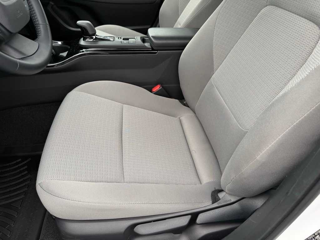 Used 2024 Toyota Prius LE Sedan