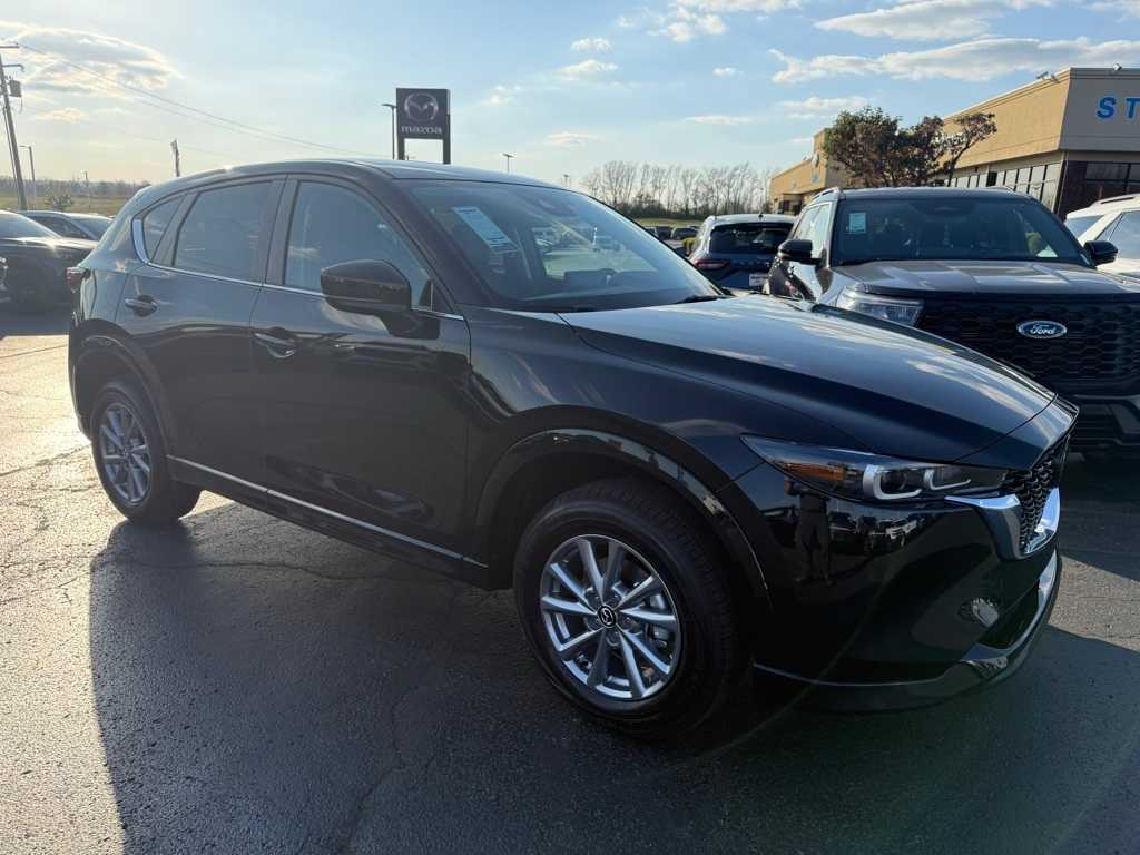 2025 Mazda CX-5 S Select Package's photo