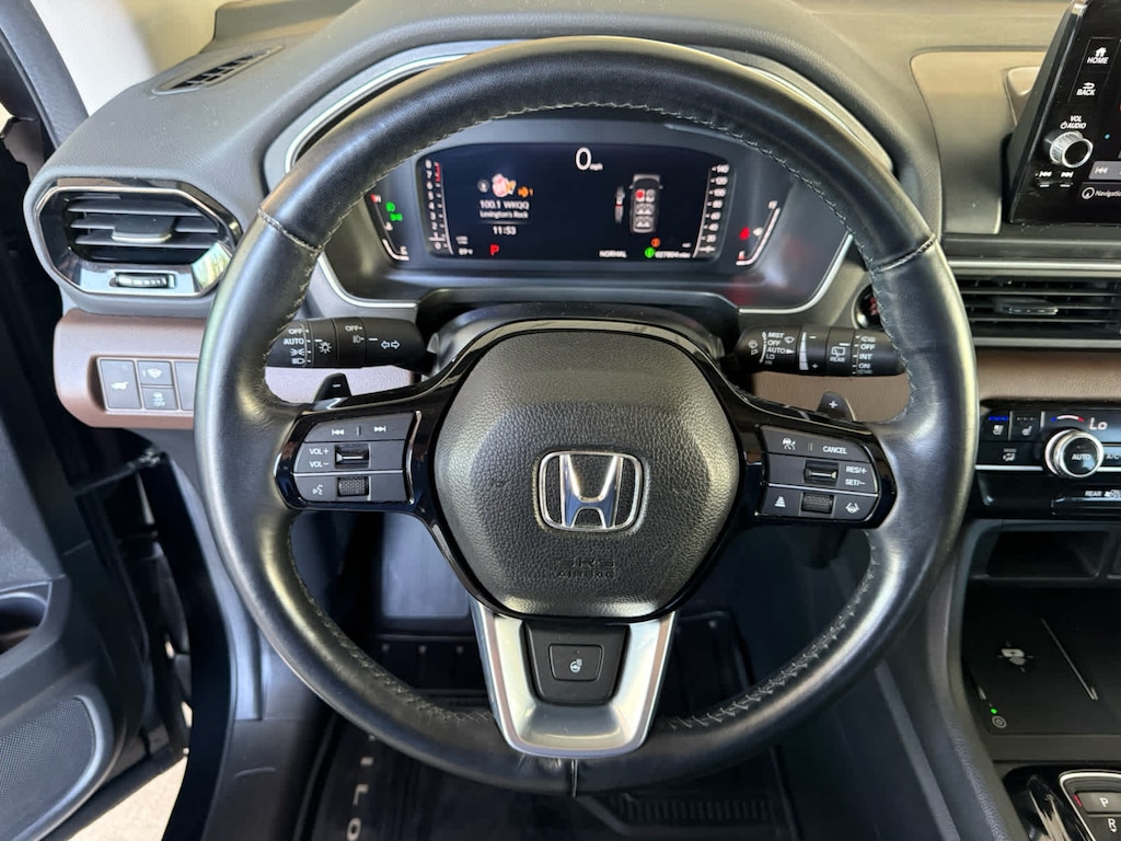 Used 2024 Honda Pilot Elite SUV