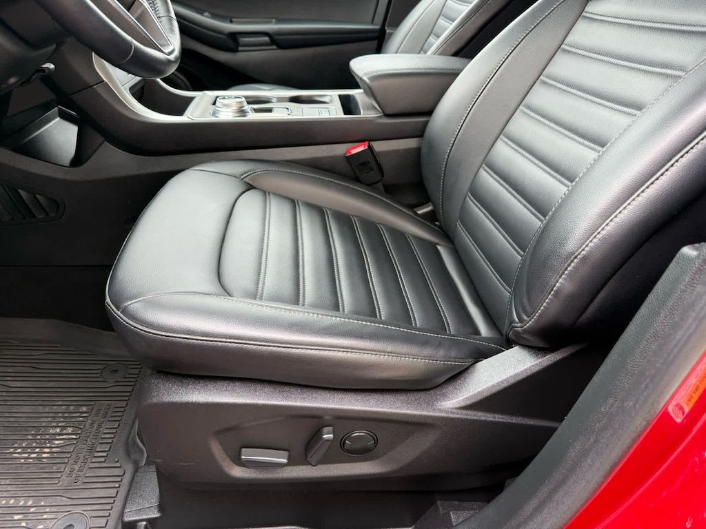 Used 2023 Ford Edge SEL SUV