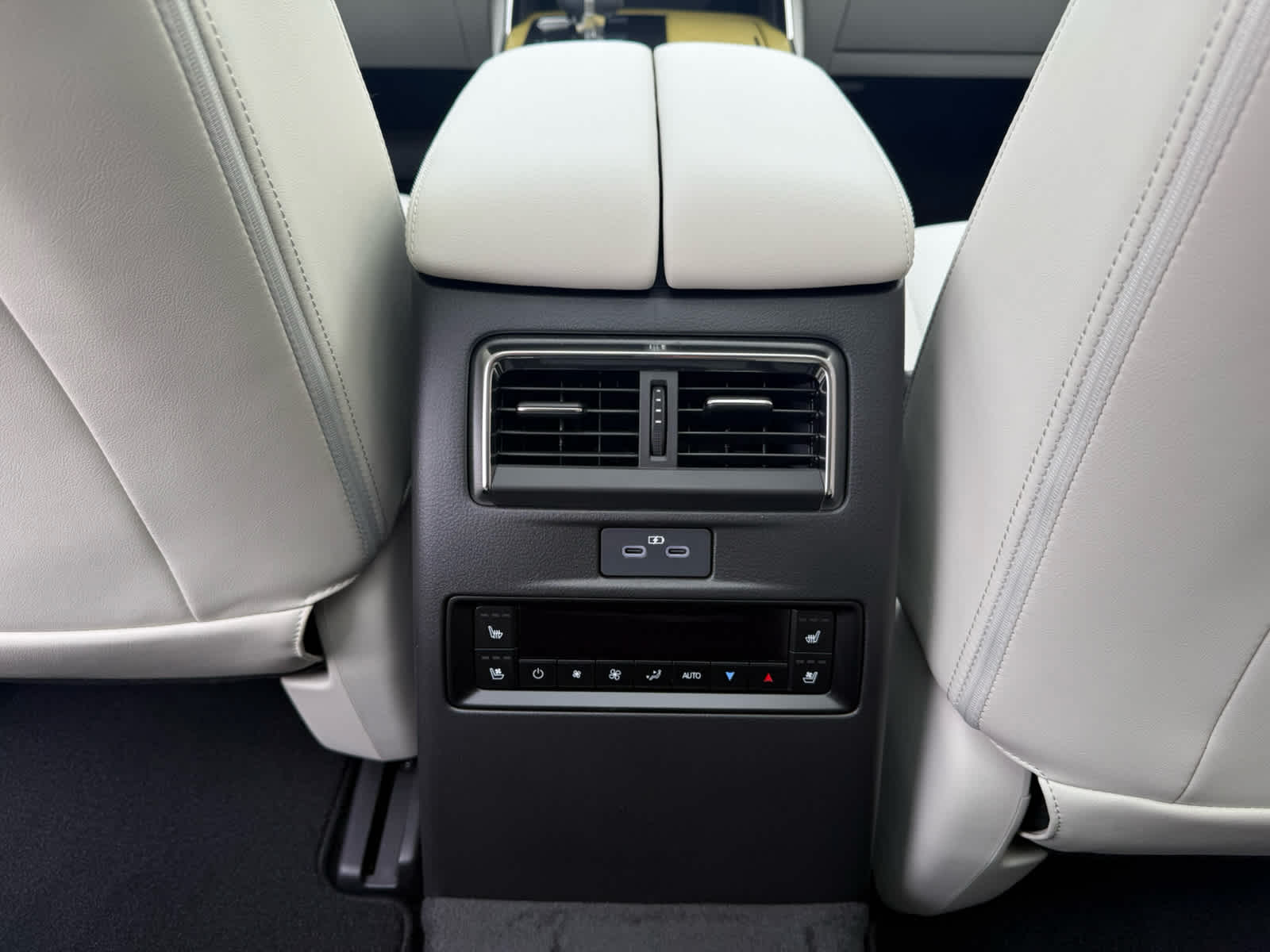 2026 Mazda CX-90 Premium Plus Package - Photo 13