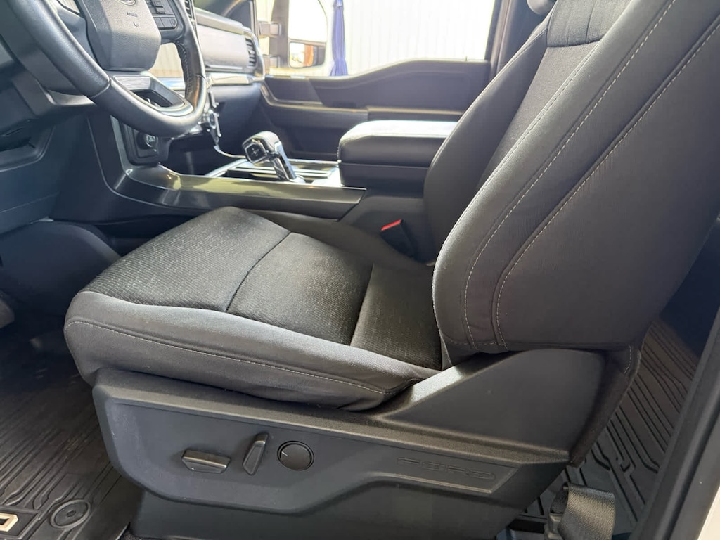 Used 2022 Ford F-150 XLT 4WD Supercrew 5.5 Box Truck