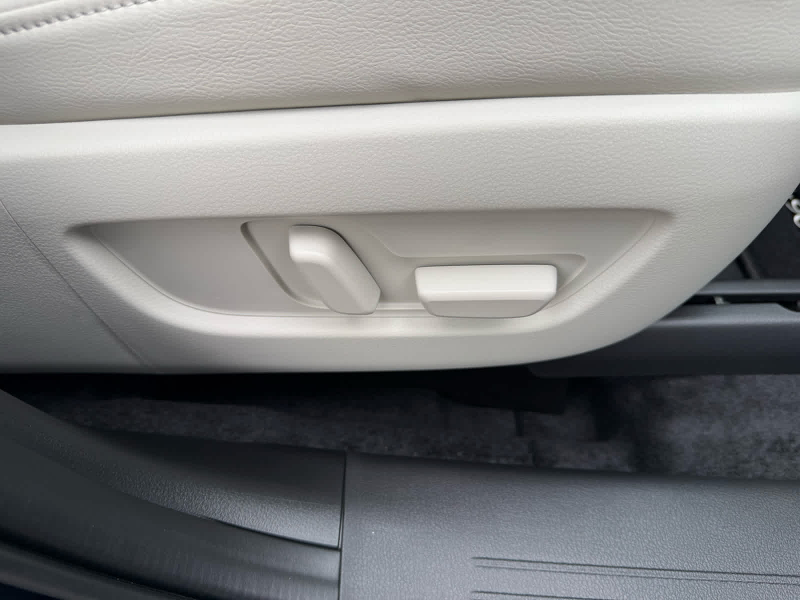 2026 Mazda CX-90 Premium Plus Package - Photo 12
