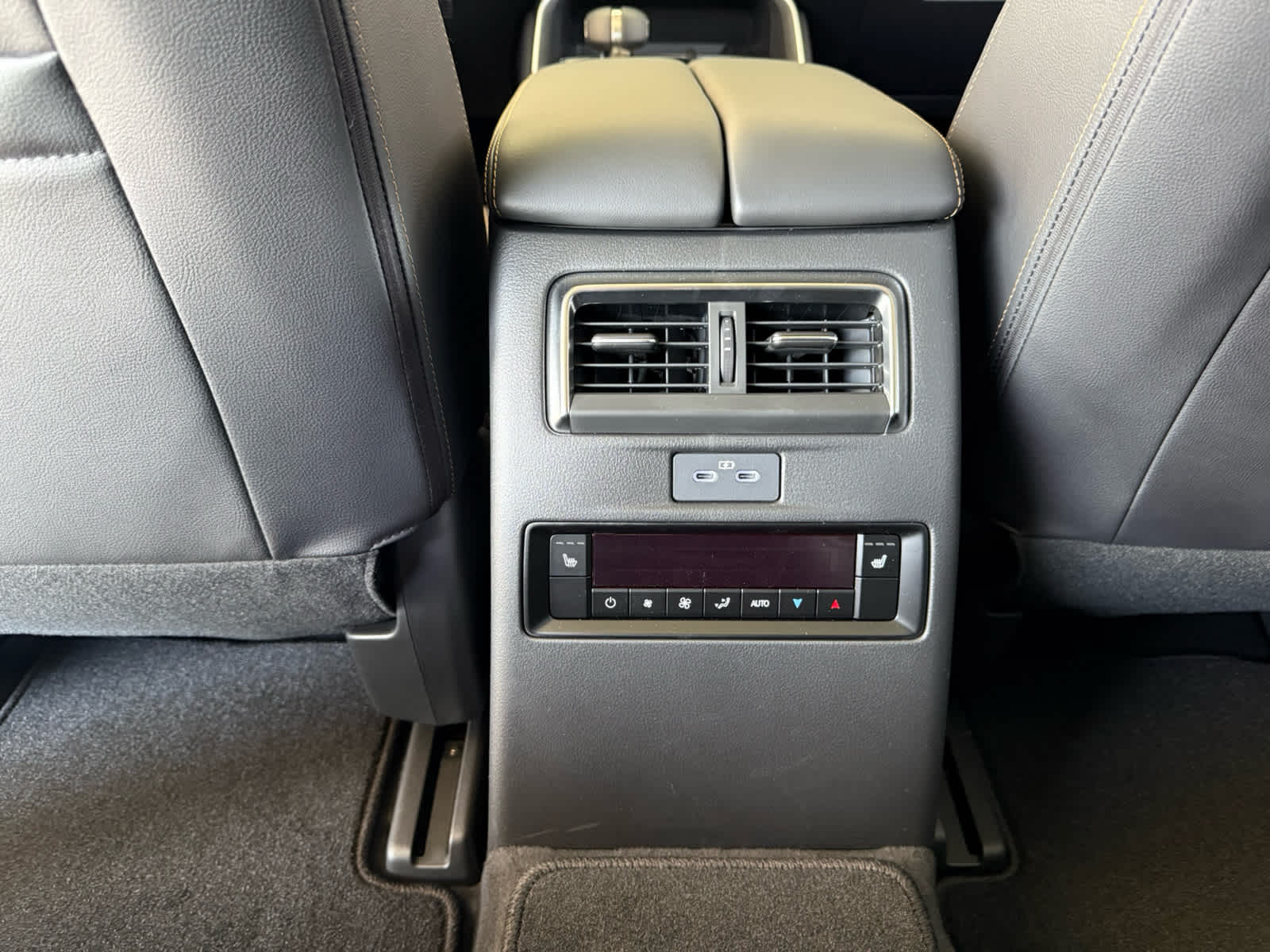 2026 Mazda CX-90 Premium Package - Photo 13