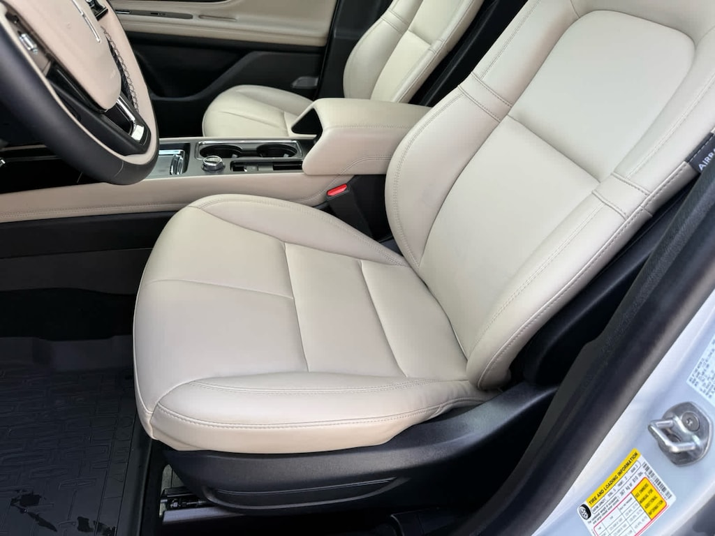 Used 2025 Lincoln Corsair Premiere SUV