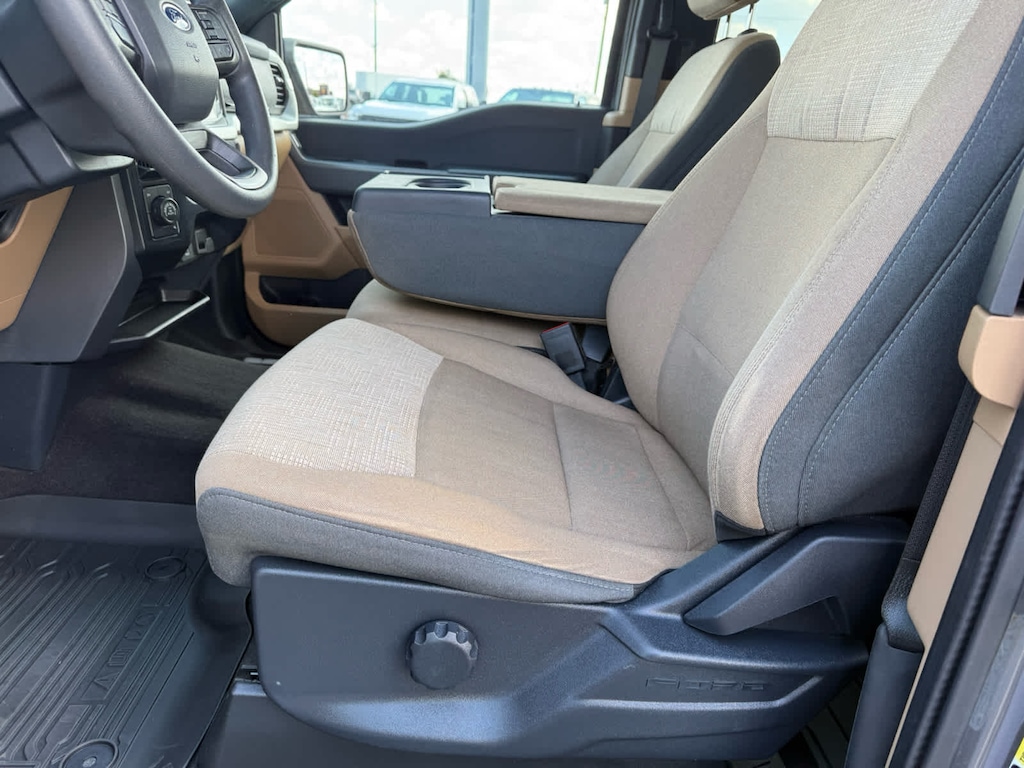 Used 2022 Ford F-150 XLT 4WD Supercab 6.5 Box Truck