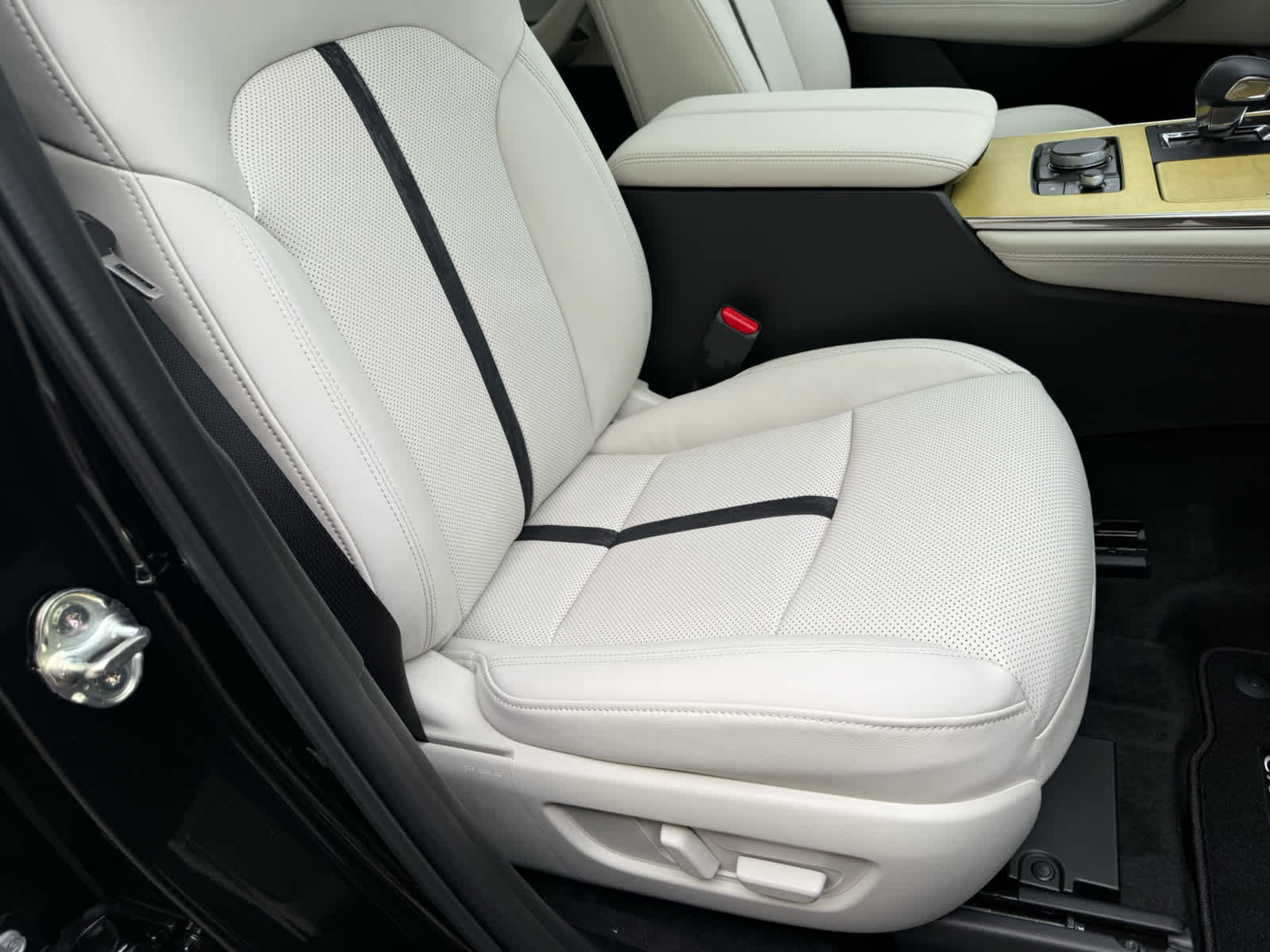 2026 Mazda CX-90 Premium Plus Package - Photo 10