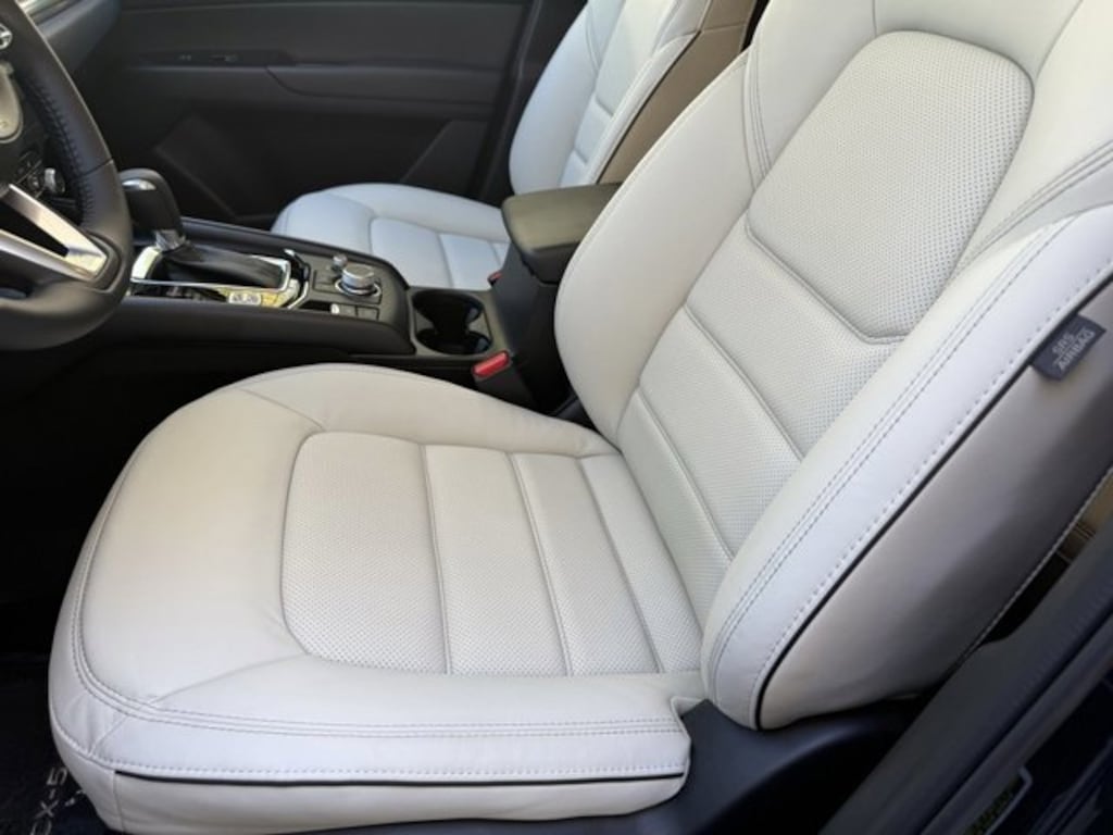 New 2025 Mazda CX-5 2.5 S Preferred AWD Sport Utility