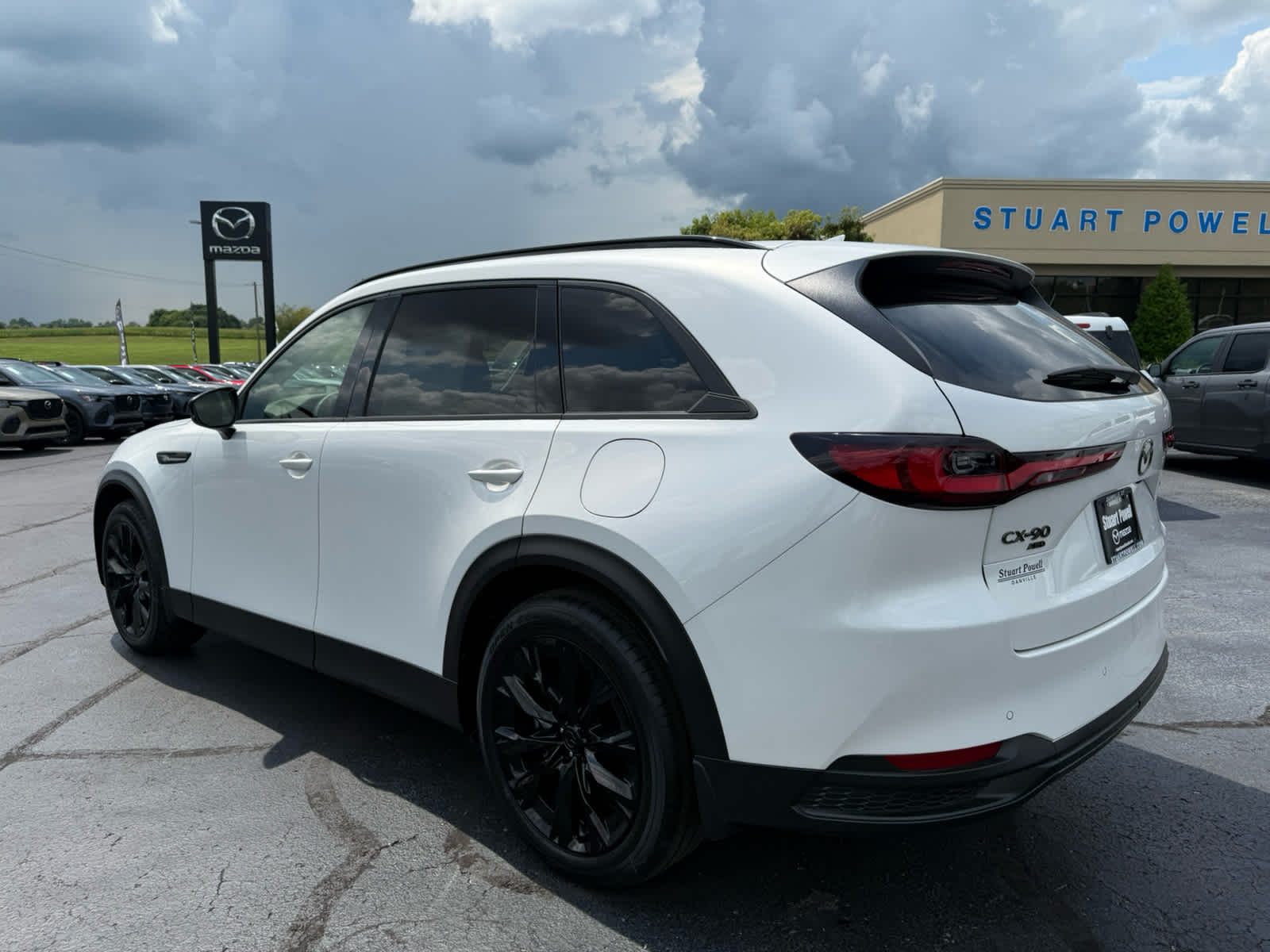 2026 Mazda CX-90 Premium Package - Photo 28