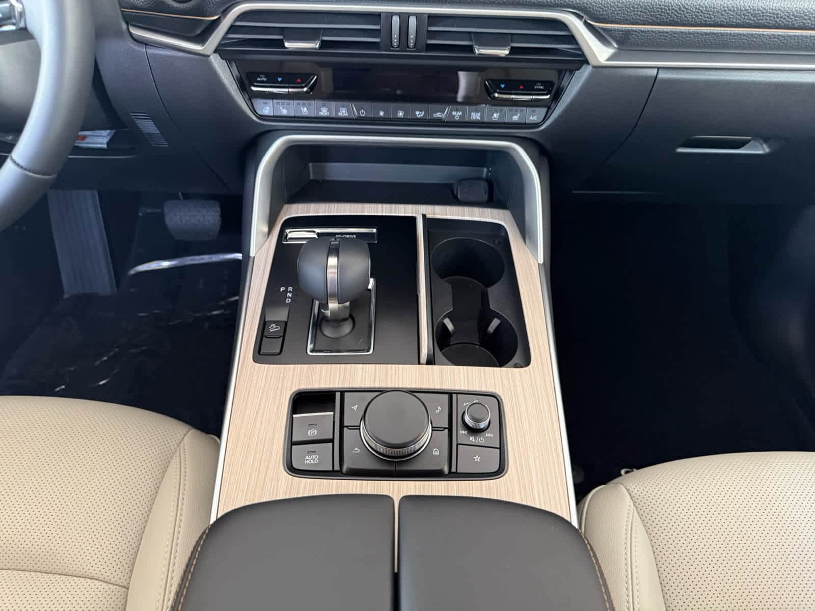 2026 Mazda CX-90 Preferred Package - Photo 12
