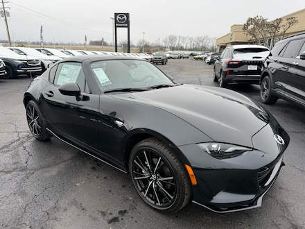 2025 Mazda MX-5 Miata RF Grand Touring CONVERTIBLE