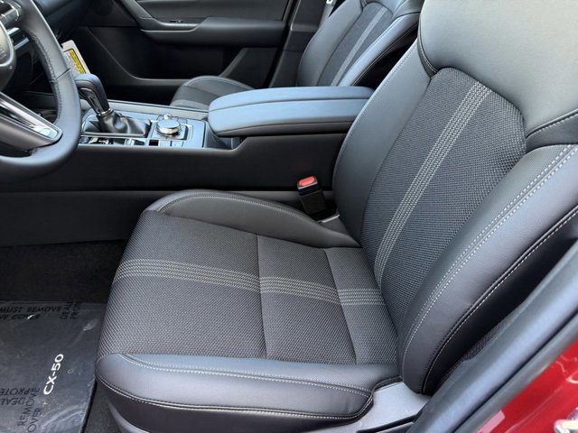 2025 Mazda CX-50 2.5 S Preferred photo 3