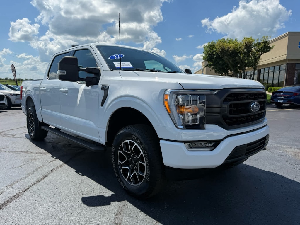 Used 2022 Ford F-150 XLT 4WD Supercrew 5.5 Box Truck
