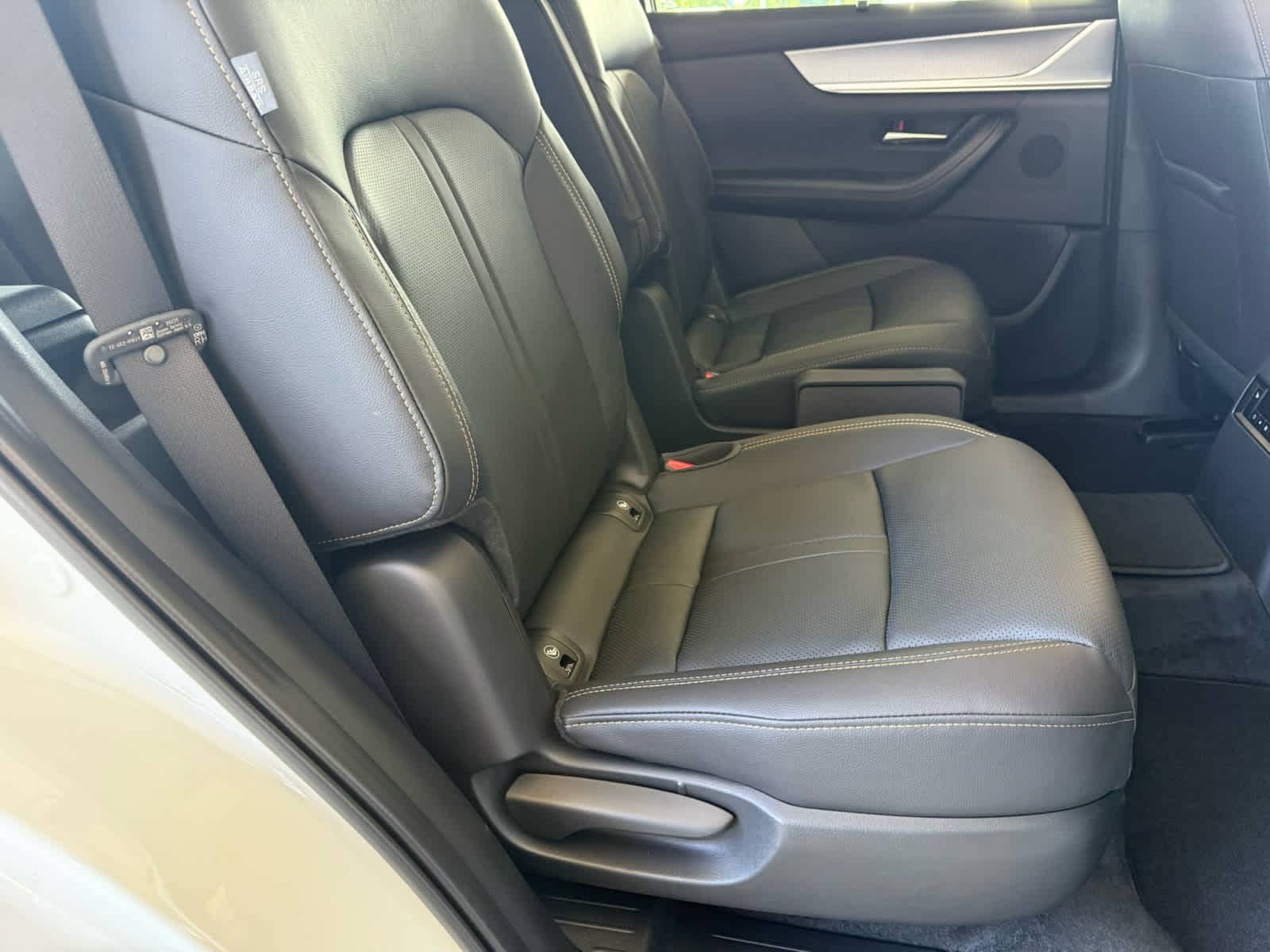 2026 Mazda CX-90 Premium Package - Photo 9