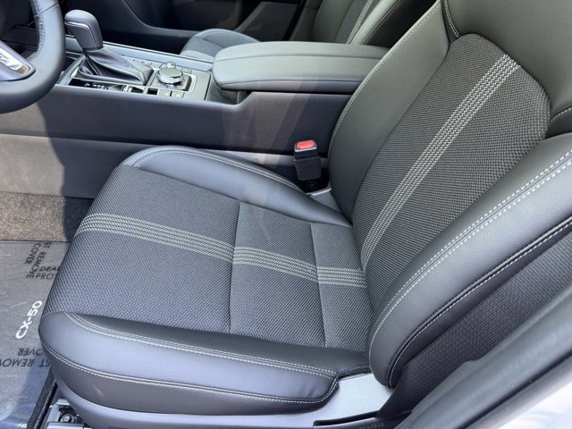 2025 Mazda CX-50 Preferred photo 4