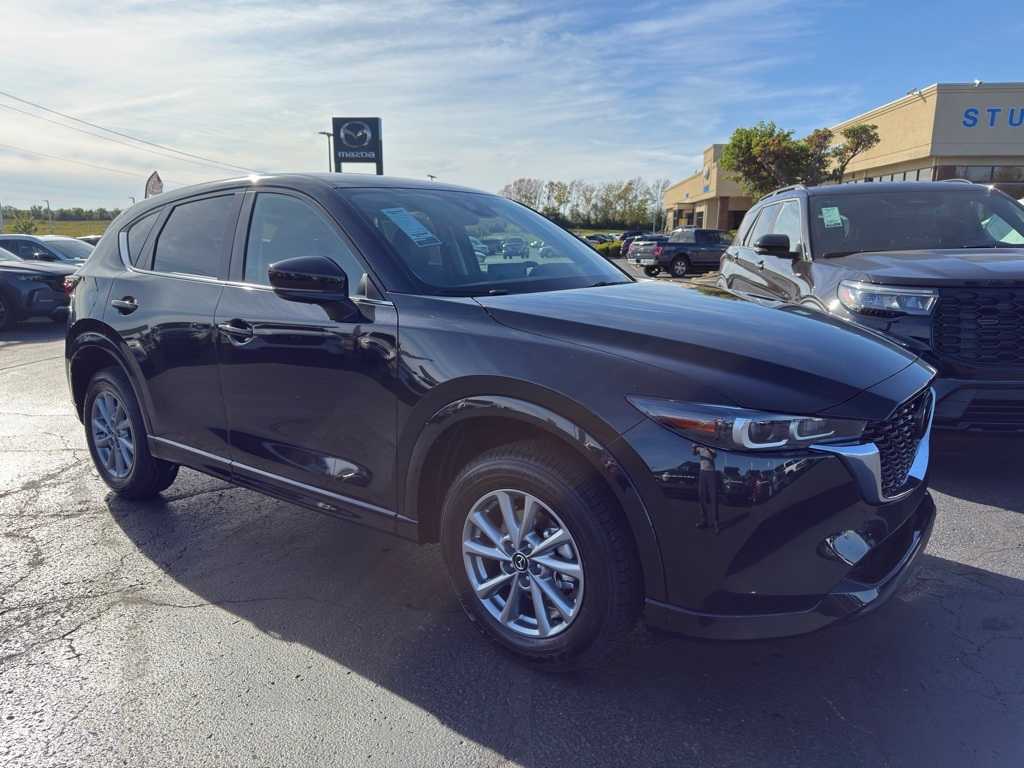 2025 Mazda CX-5 S Select Package's photo