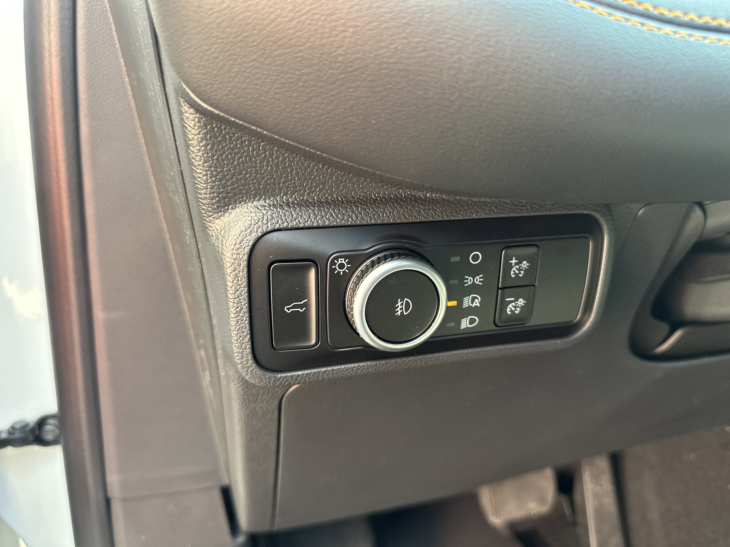 2026 Ford Explorer Tremor - Photo 10