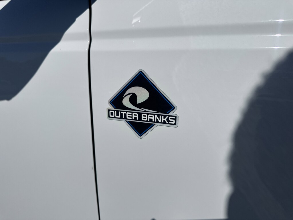 New 2025 Ford Bronco Outer Banks SUV