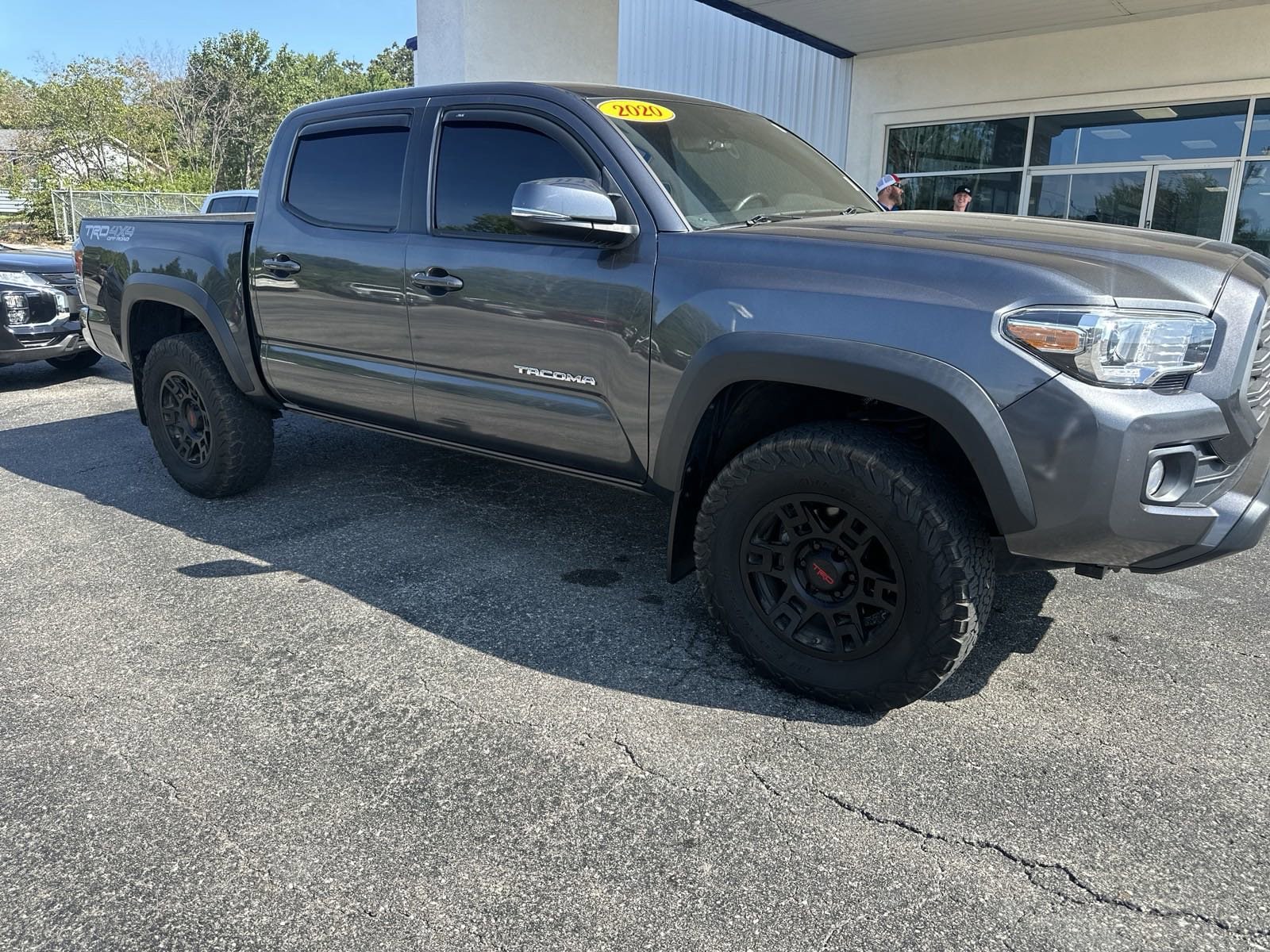 Used 2020 Toyota Tacoma TRD Off Road with VIN 3TMCZ5AN2LM306709 for sale in Atoka, OK