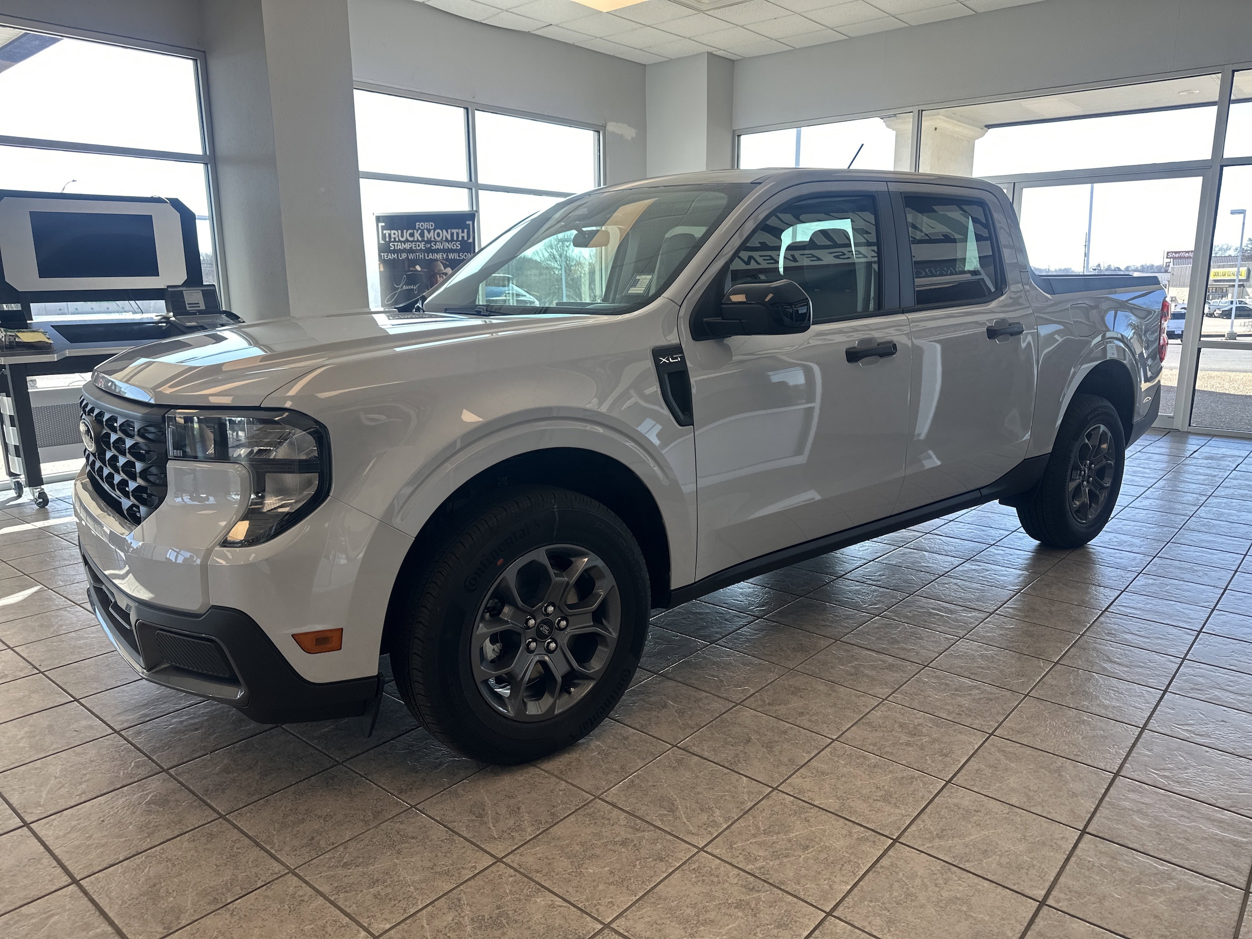 2025 Ford Maverick XLT