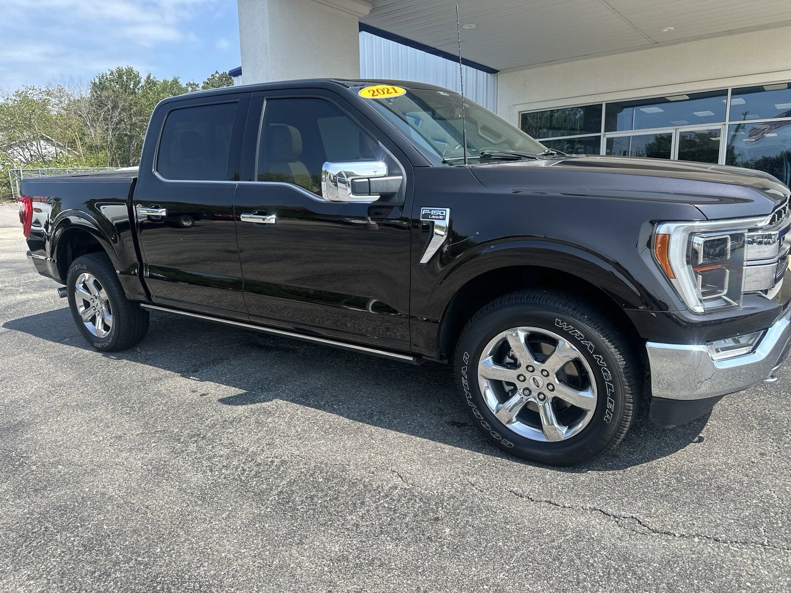 Used 2021 Ford F-150 Lariat with VIN 1FTFW1E86MFC29959 for sale in Atoka, OK