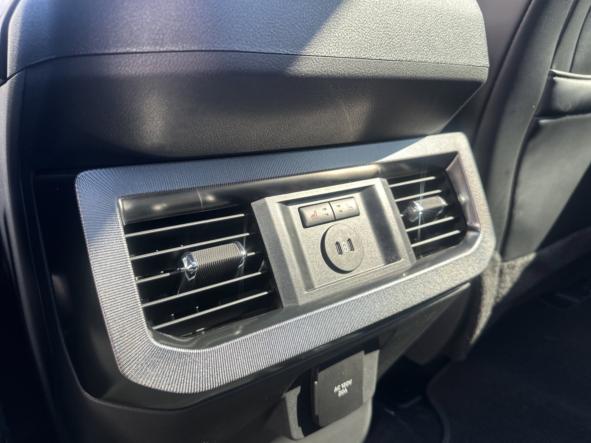2026 Ford F-250 Super Duty Platinum - Photo 20