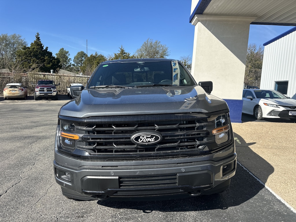 New 2025 Ford F-150 XLT Truck SuperCrew Cab