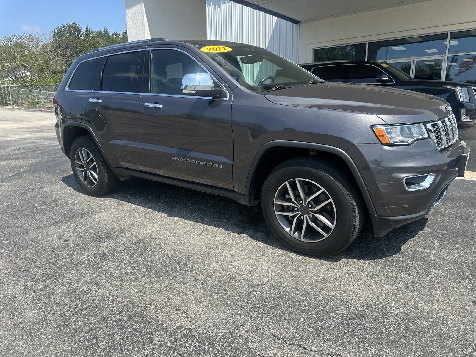 Used 2021 Jeep Grand Cherokee Limited with VIN 1C4RJFBG9MC535544 for sale in Atoka, OK