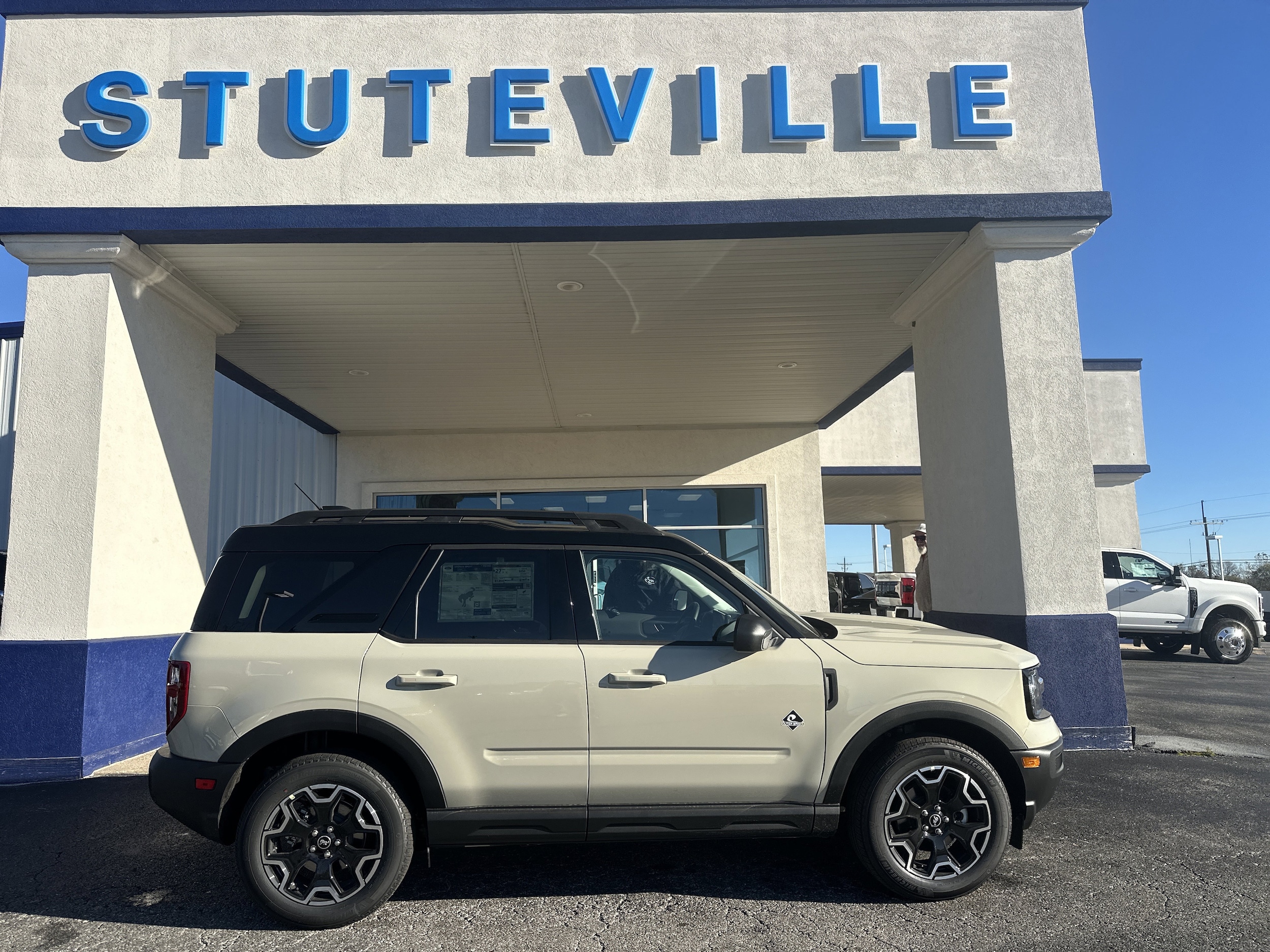 2025 Ford Bronco Sport Outer Banks's photo