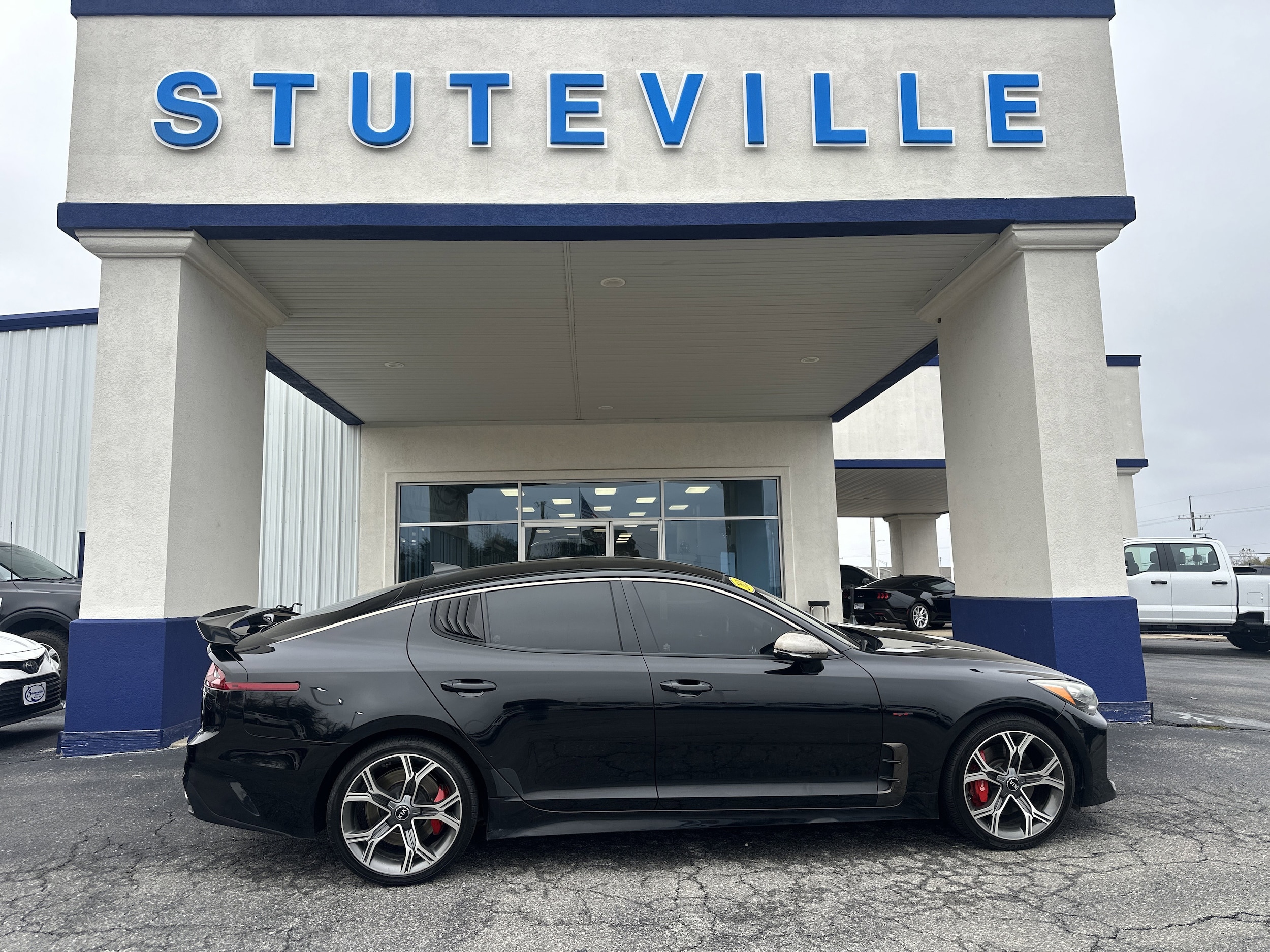 2021 Kia Stinger GT's photo