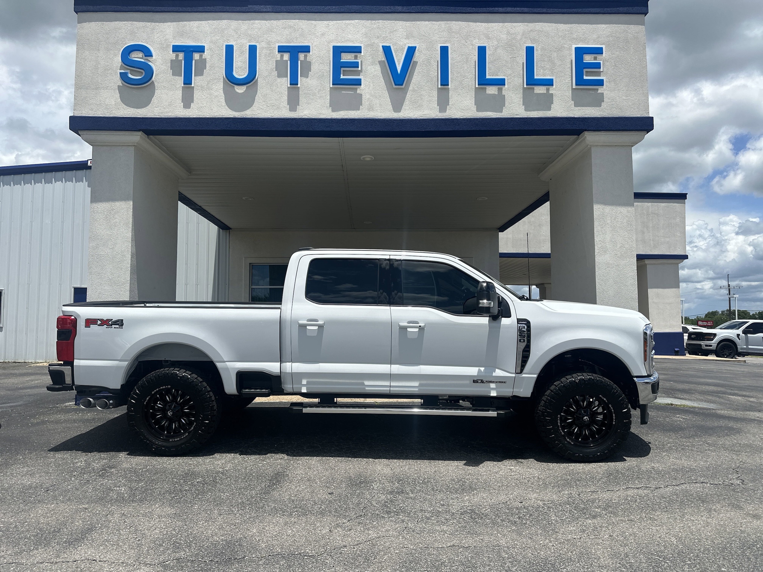 2025 Ford F-250 Super Duty Lariat's photo