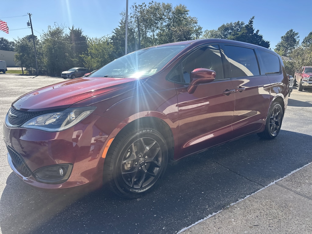 Used 2019 Chrysler Pacifica Touring Plus Van Passenger Van