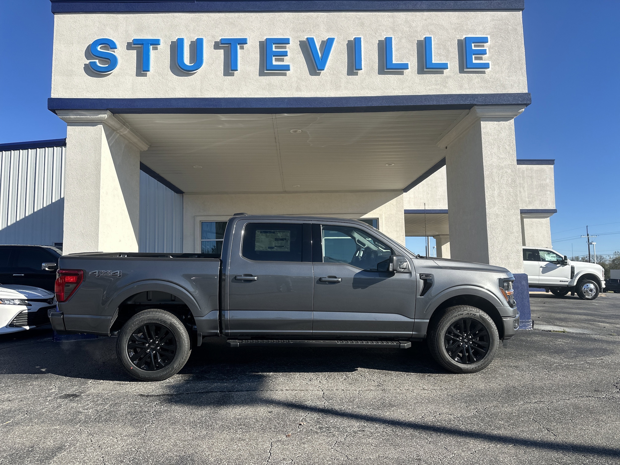 2025 Ford F-150 XLT's photo