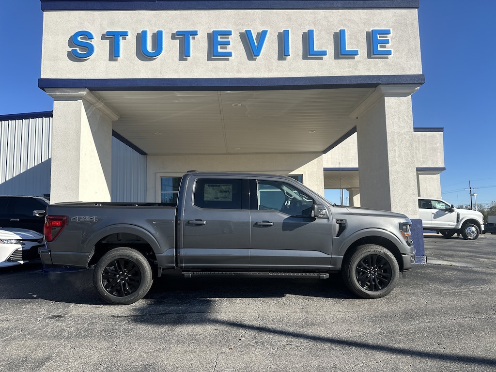 New 2025 Ford F-150 XLT Truck SuperCrew Cab