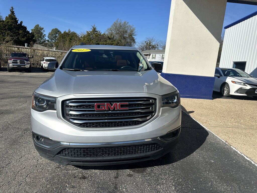 Used 2017 GMC Acadia SLT-1 SUV