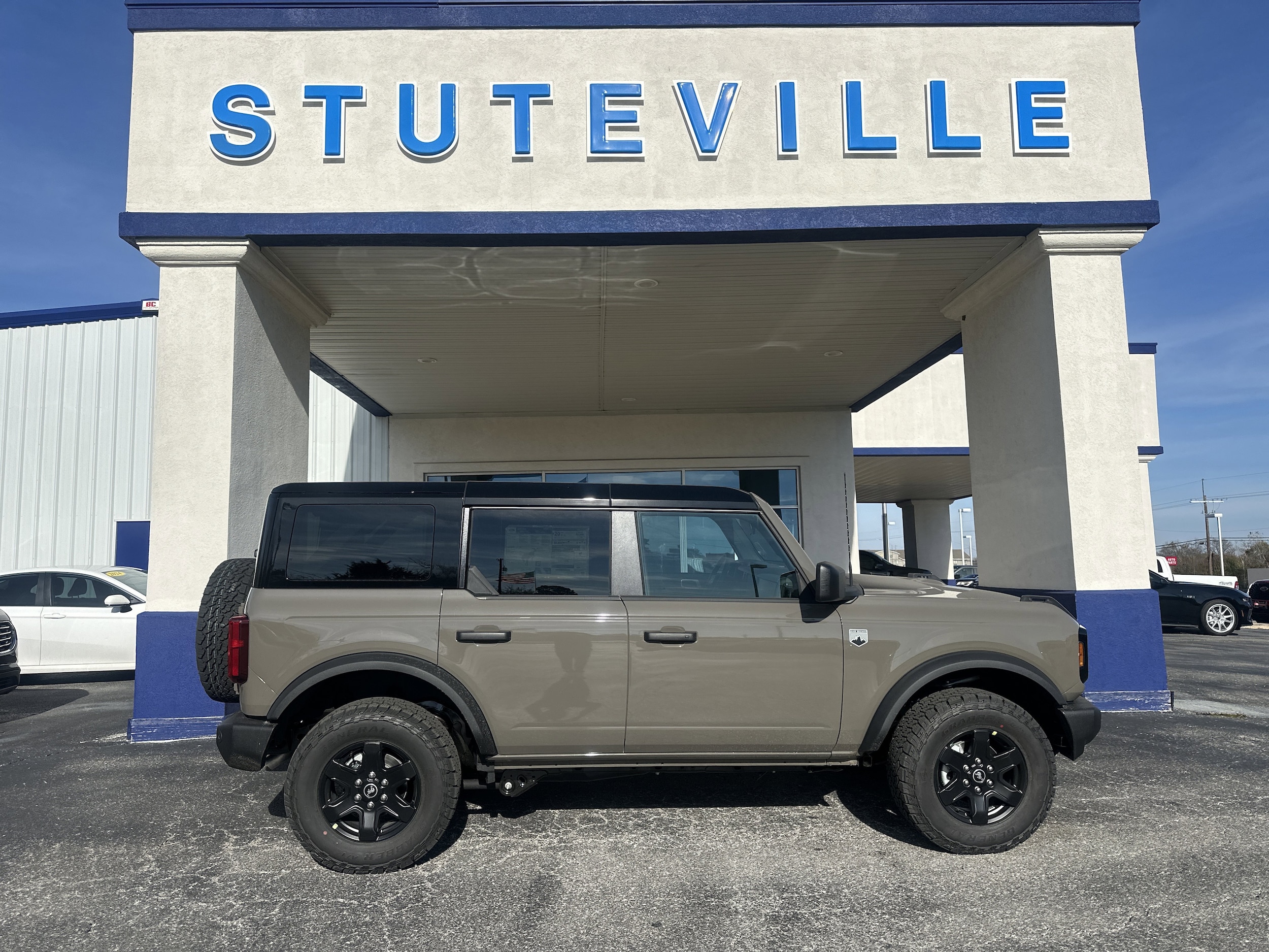 2025 Ford Bronco 4-Door Big Bend's photo