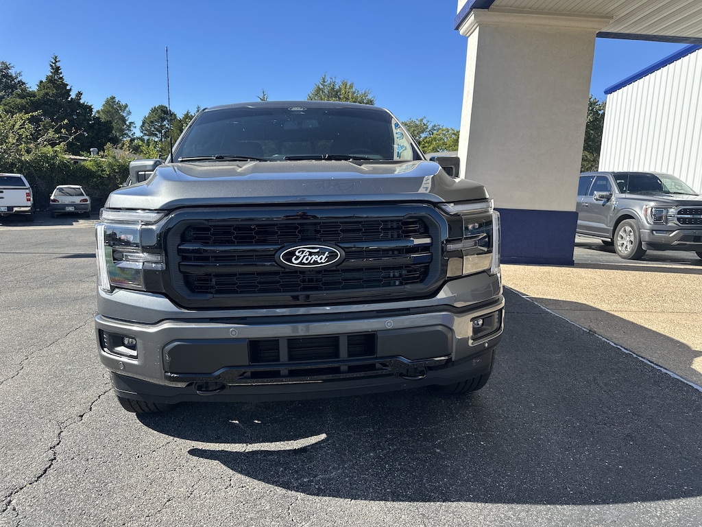 New 2025 Ford F-150 Lariat Truck SuperCrew Cab