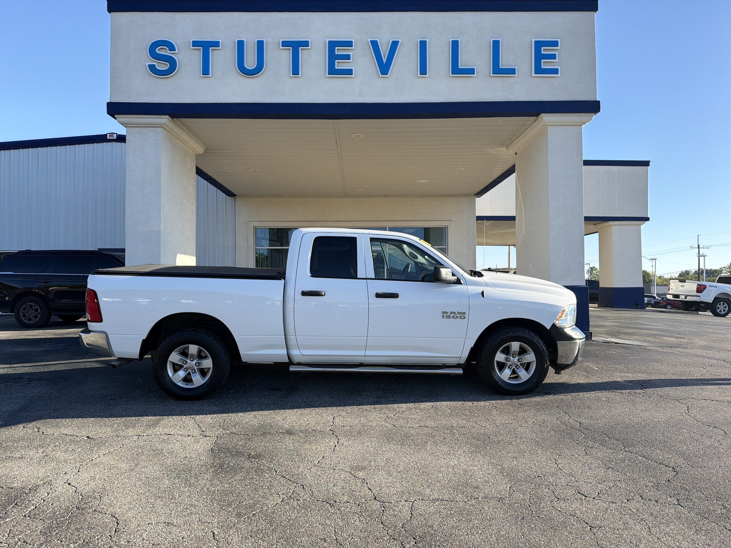 Used 2018 RAM Ram 1500 Pickup Tradesman with VIN 1C6RR6FG0JS208008 for sale in Atoka, OK