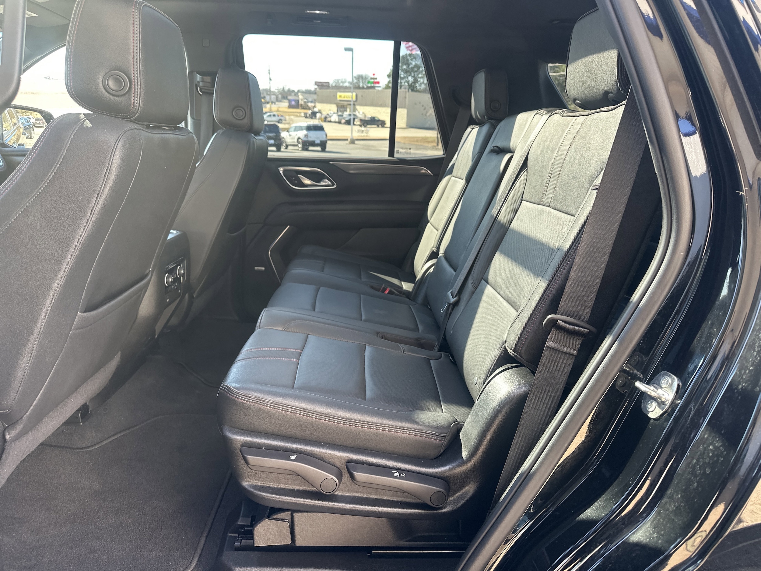 2023 Chevrolet Tahoe RST - Photo 15