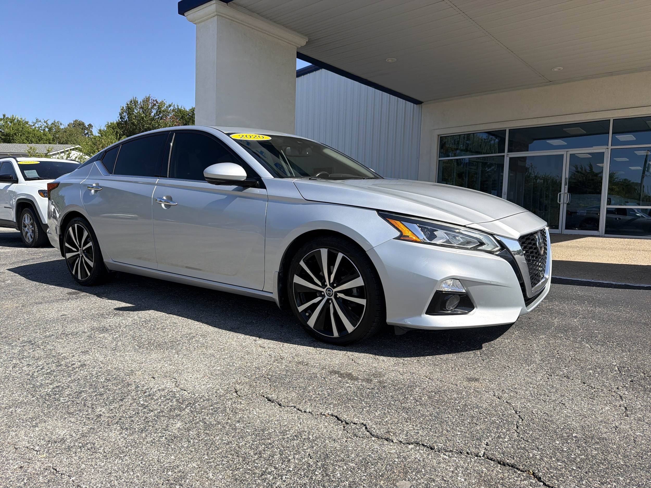 Used 2020 Nissan Altima Platinum with VIN 1N4BL4FV2LC183937 for sale in Atoka, OK