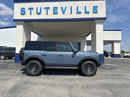 2025 Ford Bronco Outer Banks SUV