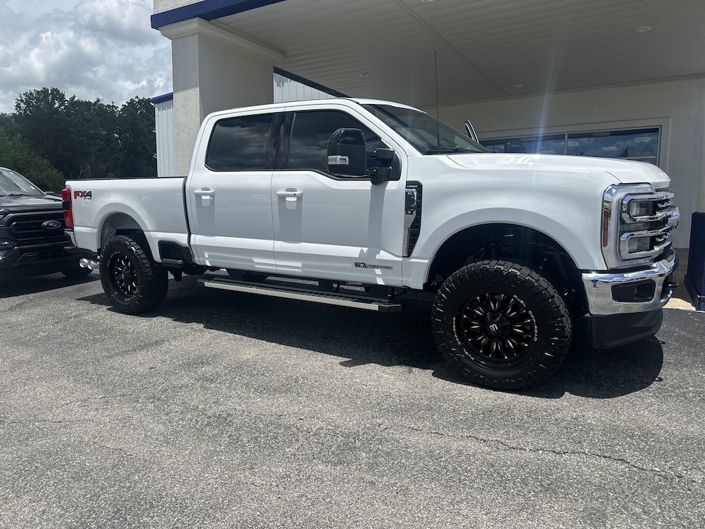 New 2025 Ford Super Duty F-250 SRW F-250 Lariat Truck Crew Cab